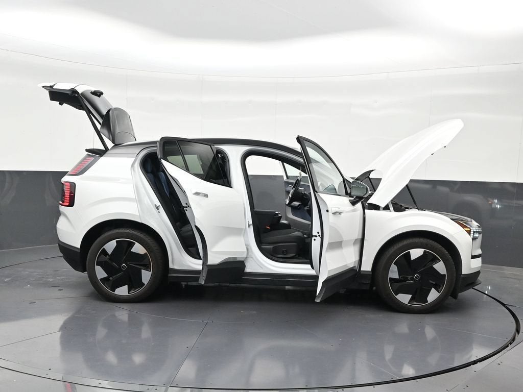 2025 Volvo EX30 Plus