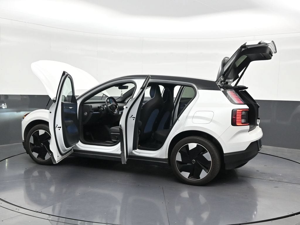 2025 Volvo EX30 Plus