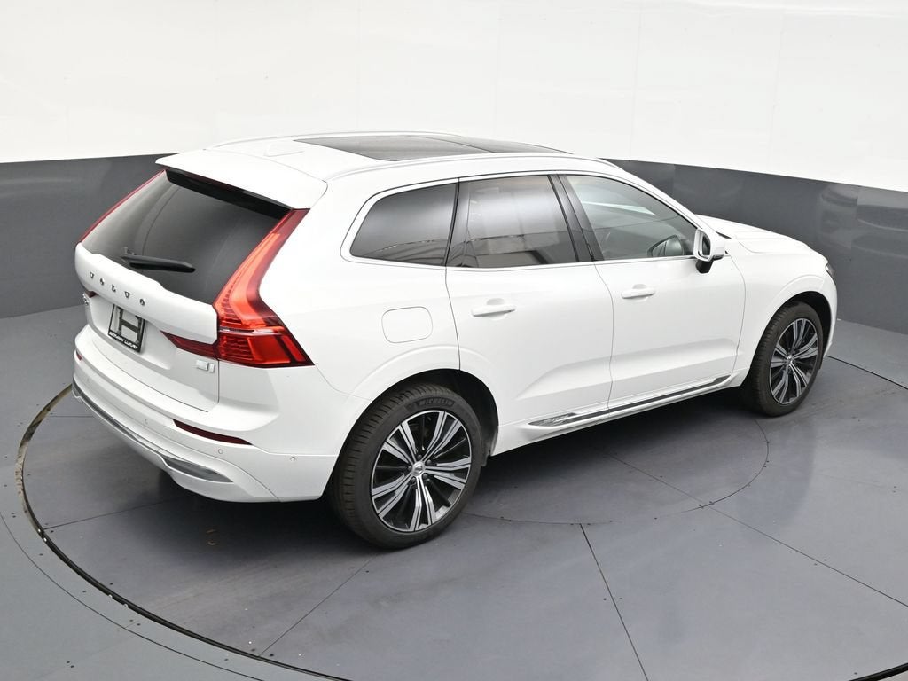 2023 Volvo XC60 Recharge Plug-In Hybrid T8 Plus Bright Theme