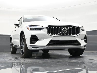 2023 Volvo XC60 Recharge Plug-In Hybrid T8 Plus Bright Theme