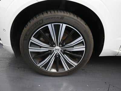 2023 Volvo XC60 Recharge Plug-In Hybrid T8 Plus Bright Theme