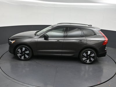 2024 Volvo XC60 Recharge Plug-In Hybrid T8 Plus Dark Theme