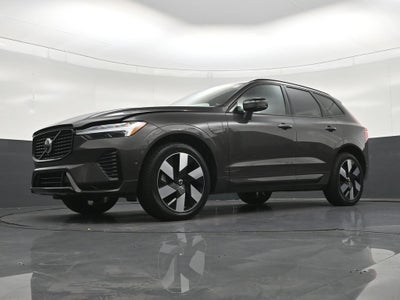 2024 Volvo XC60 Recharge Plug-In Hybrid T8 Plus Dark Theme
