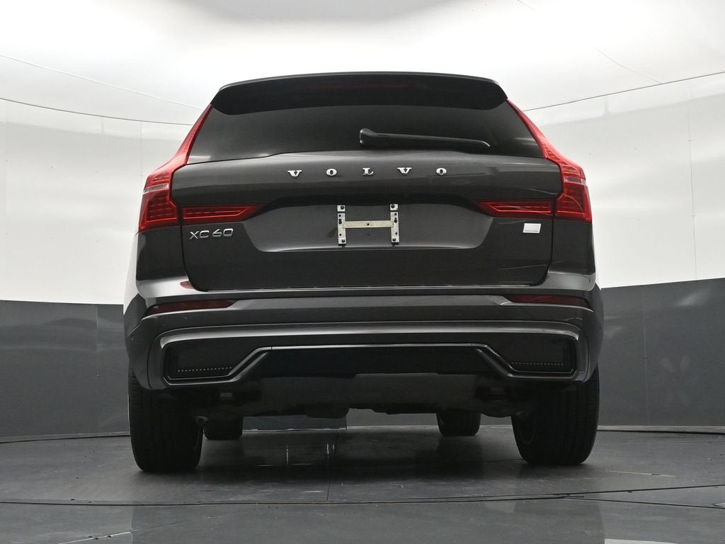 2024 Volvo XC60 Recharge Plug-In Hybrid T8 Plus Dark Theme