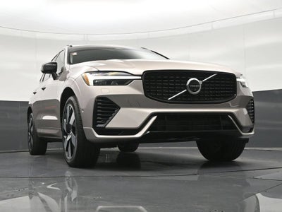 2024 Volvo XC60 Recharge Plug-In Hybrid T8 Plus Dark Theme