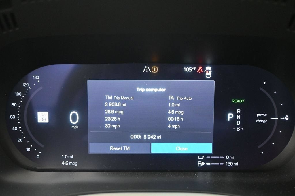 2024 Volvo XC60 Recharge Plug-In Hyb Ultimate Dark Theme