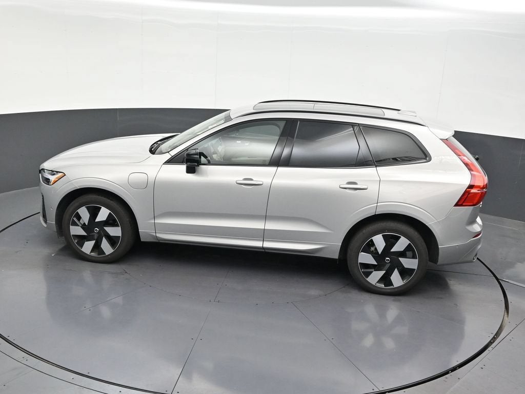 2024 Volvo XC60 Recharge Plug-In Hyb Ultimate Dark Theme