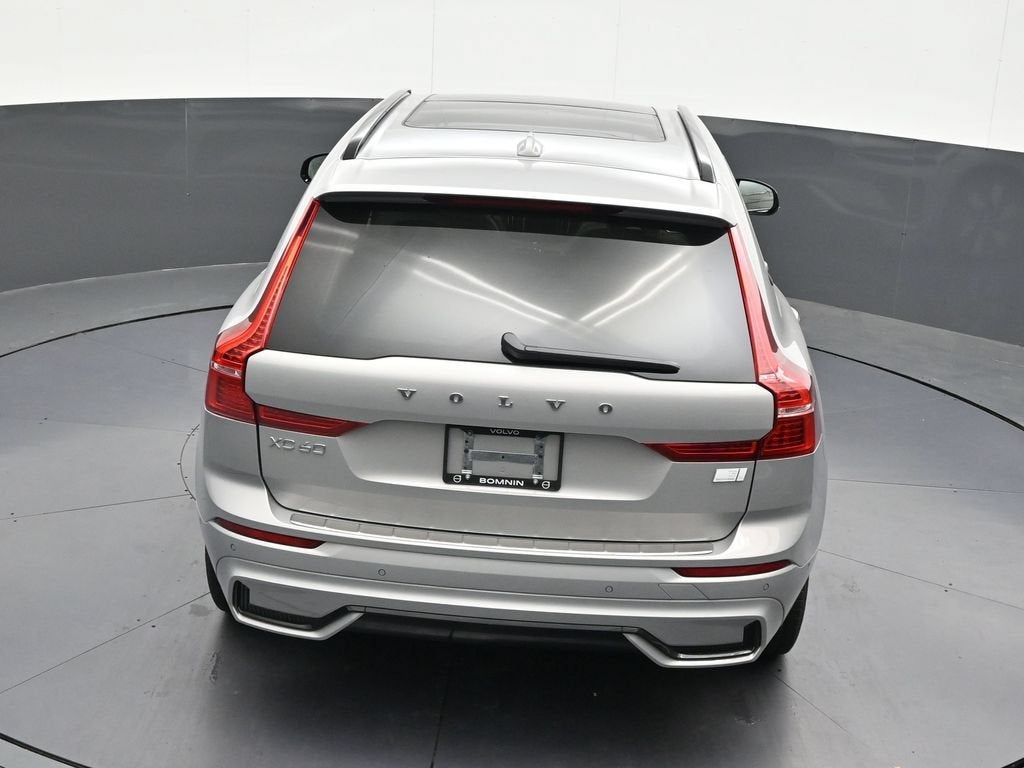 2024 Volvo XC60 Recharge Plug-In Hyb Ultimate Dark Theme