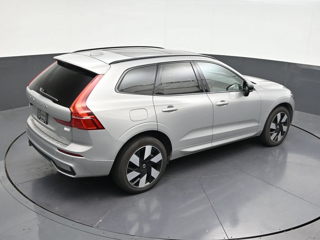 2024 Volvo XC60 Recharge Plug-In Hyb Ultimate Dark Theme