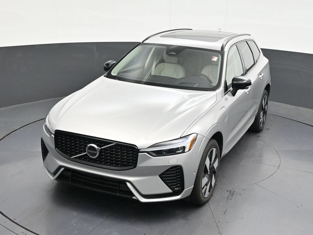 2024 Volvo XC60 Recharge Plug-In Hyb Ultimate Dark Theme