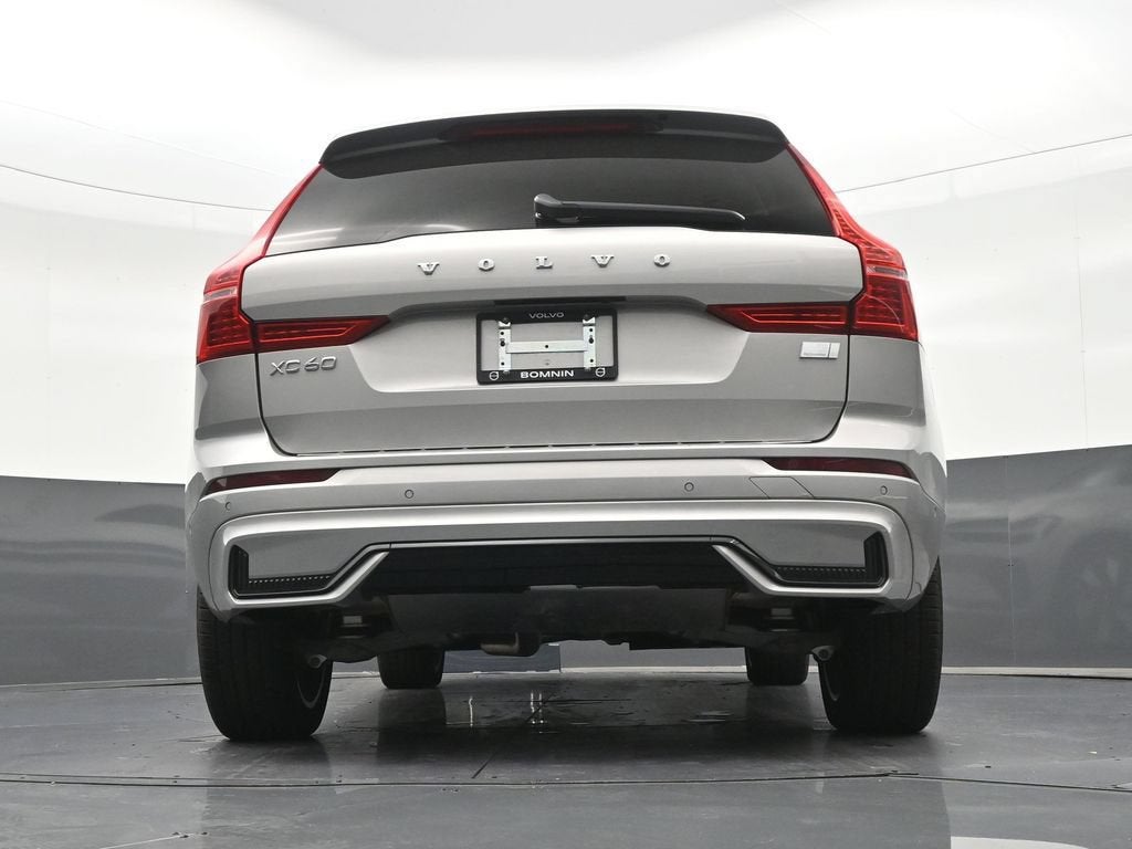 2024 Volvo XC60 Recharge Plug-In Hyb Ultimate Dark Theme