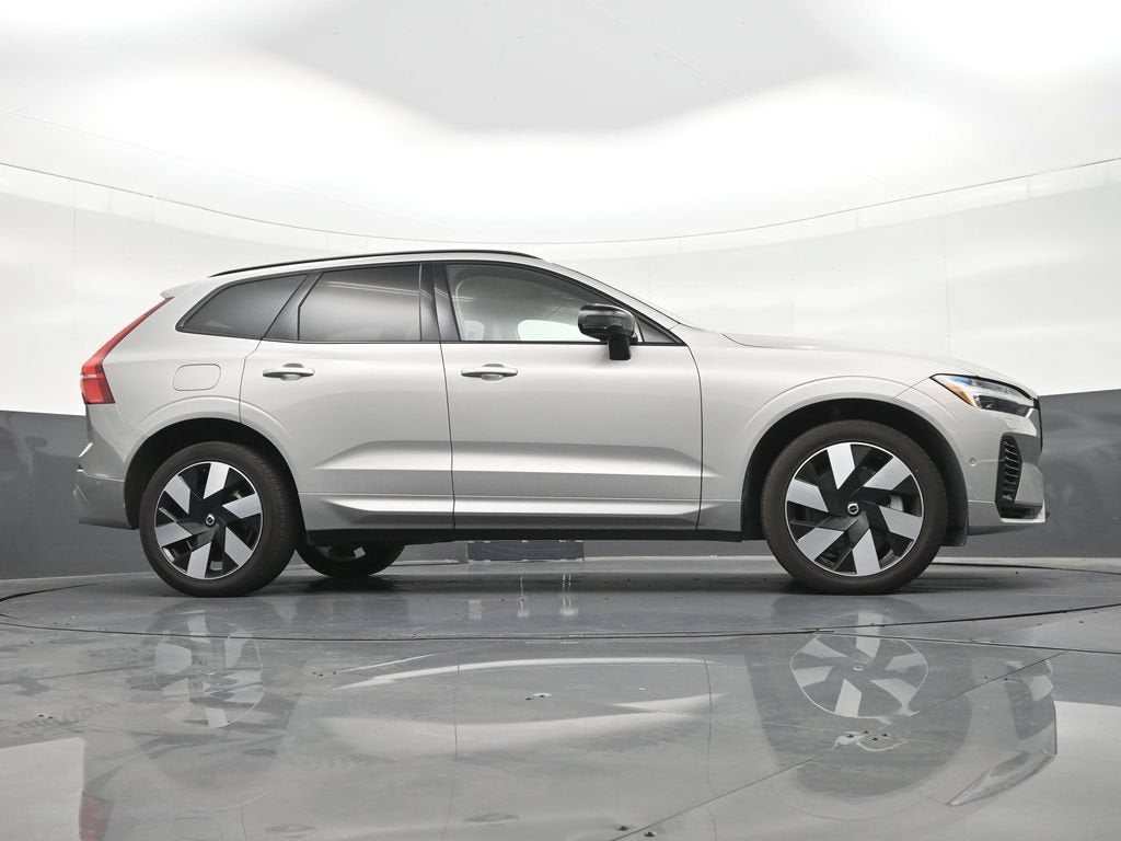 2024 Volvo XC60 Recharge Plug-In Hyb Ultimate Dark Theme