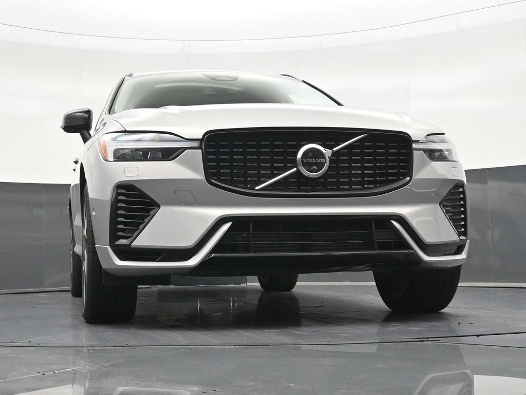 2024 Volvo XC60 Recharge Plug-In Hyb Ultimate Dark Theme