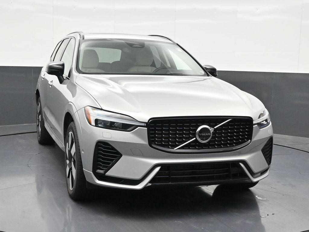 2024 Volvo XC60 Recharge Plug-In Hyb Ultimate Dark Theme