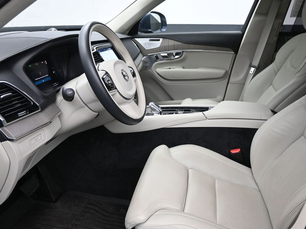 2025 Volvo XC90 Plug-In Hybrid Ultra
