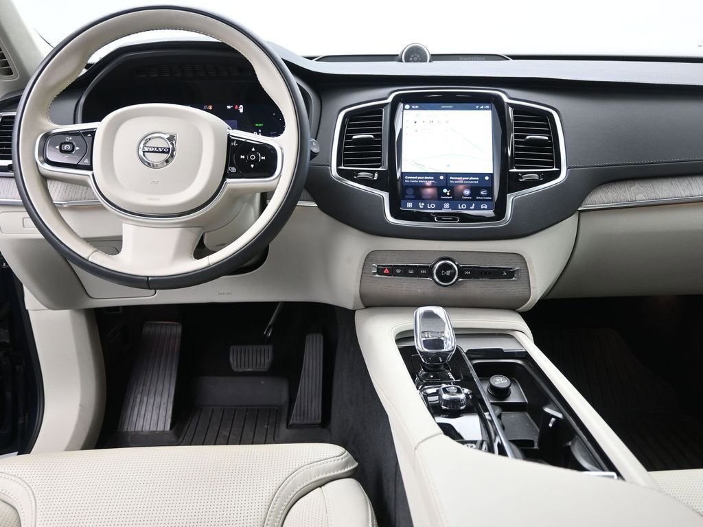 2025 Volvo XC90 Plug-In Hybrid Ultra