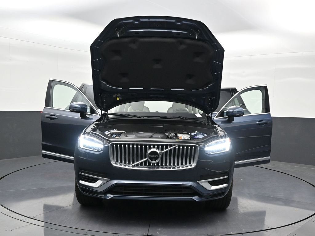 2025 Volvo XC90 Plug-In Hybrid Ultra