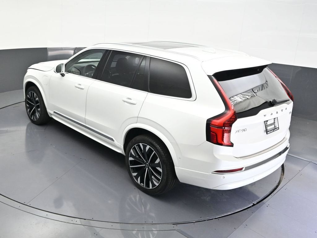 2025 Volvo XC90 Plug-In Hybrid Plus
