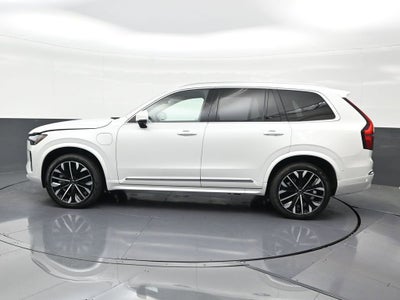 2025 Volvo XC90 Plug-In Hybrid Plus