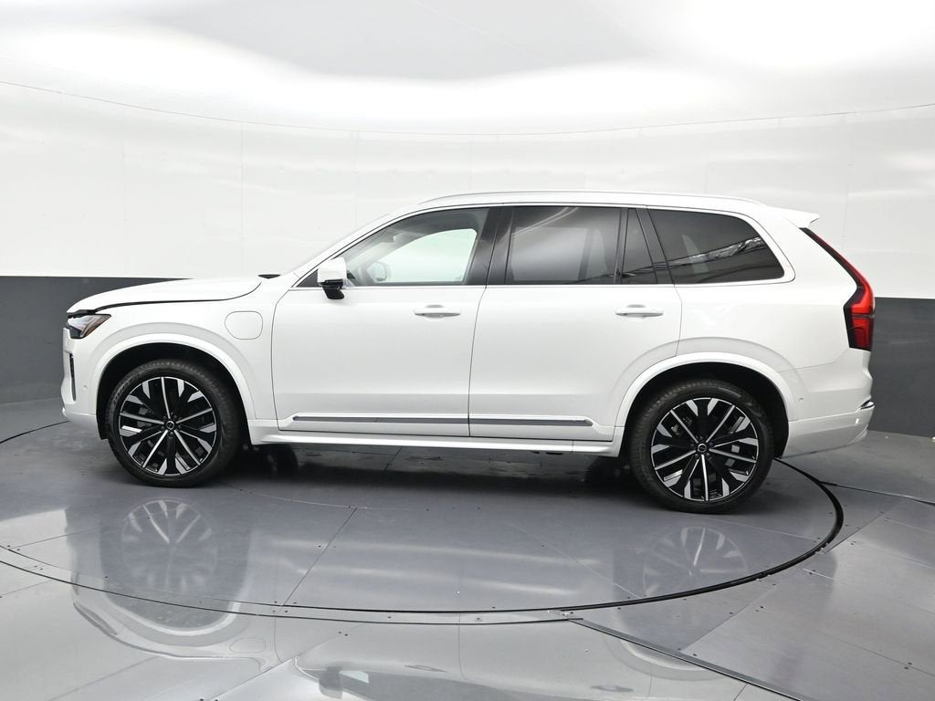 2025 Volvo XC90 Plug-In Hybrid Plus