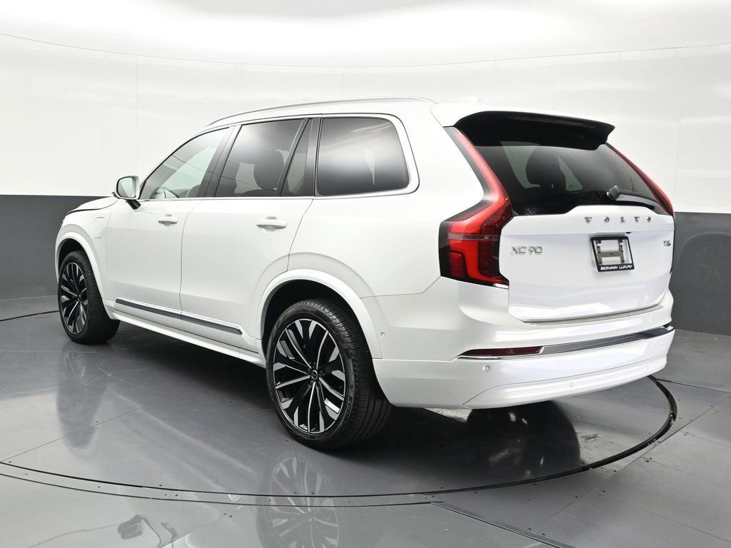 2025 Volvo XC90 Plug-In Hybrid Plus