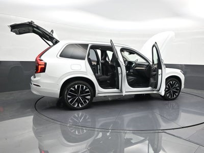 2025 Volvo XC90 Plug-In Hybrid Plus