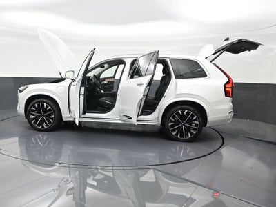2025 Volvo XC90 Plug-In Hybrid Plus
