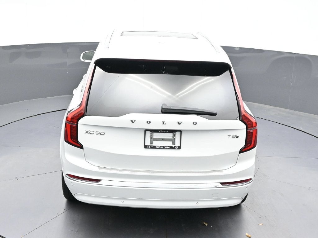 2025 Volvo XC90 Plug-In Hybrid Plus