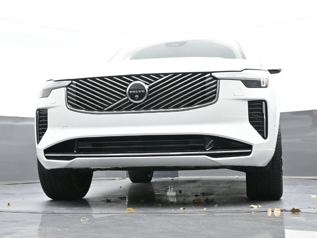 2025 Volvo XC90 Plug-In Hybrid Plus