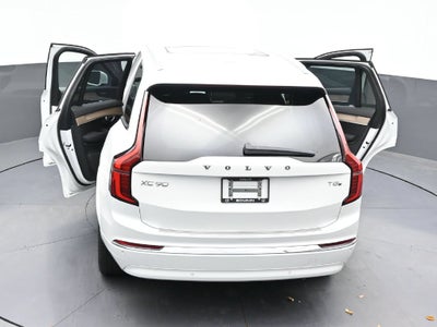 2025 Volvo XC90 Plug-In Hybrid Plus