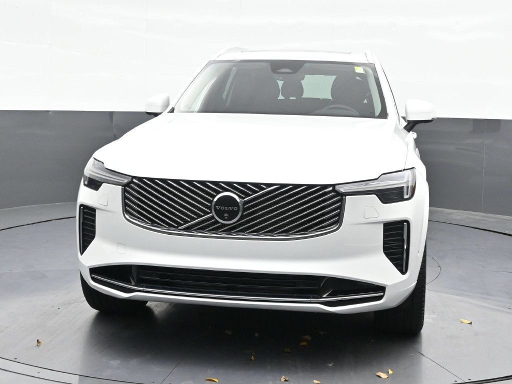 2025 Volvo XC90 Plug-In Hybrid Plus