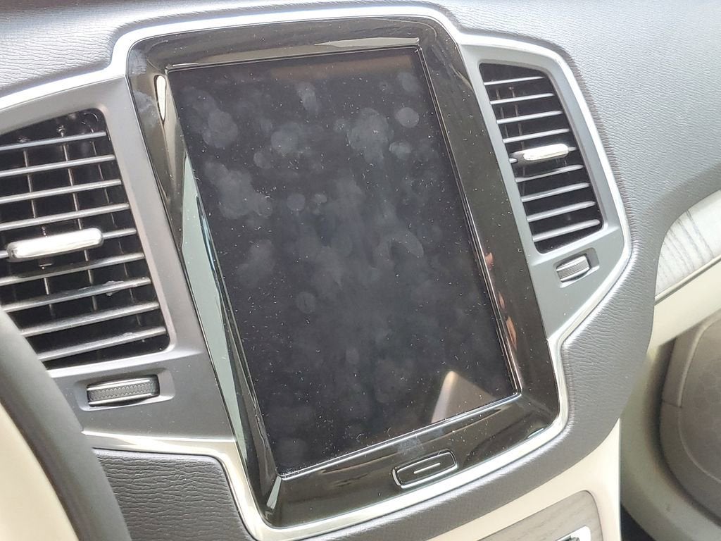 2025 Volvo XC90 Plug-In Hybrid Core