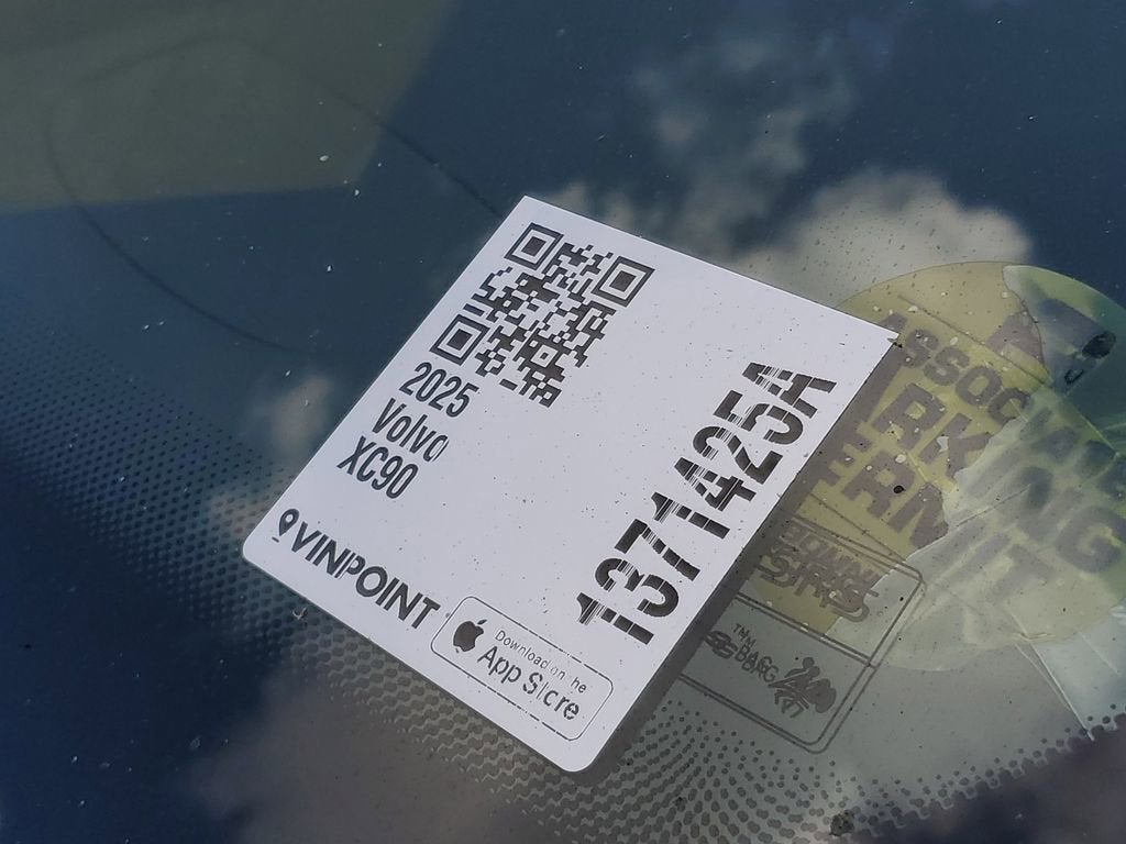 2025 Volvo XC90 Plug-In Hybrid Core