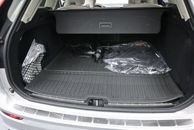 2025 Volvo XC60 Plug-In Hybrid Plus