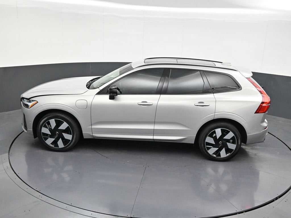 2025 Volvo XC60 Plug-In Hybrid Plus
