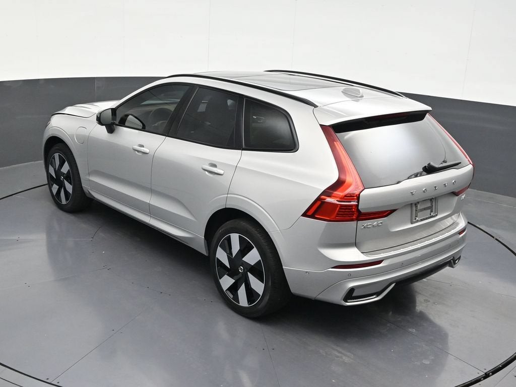 2025 Volvo XC60 Plug-In Hybrid Plus