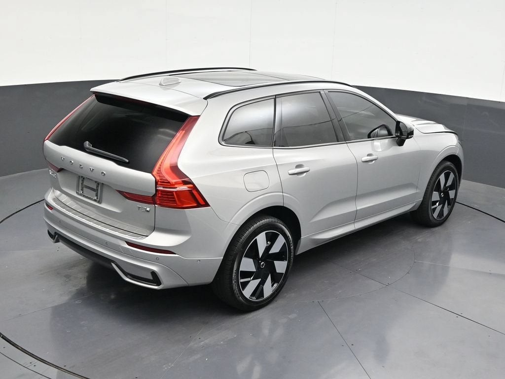 2025 Volvo XC60 Plug-In Hybrid Plus