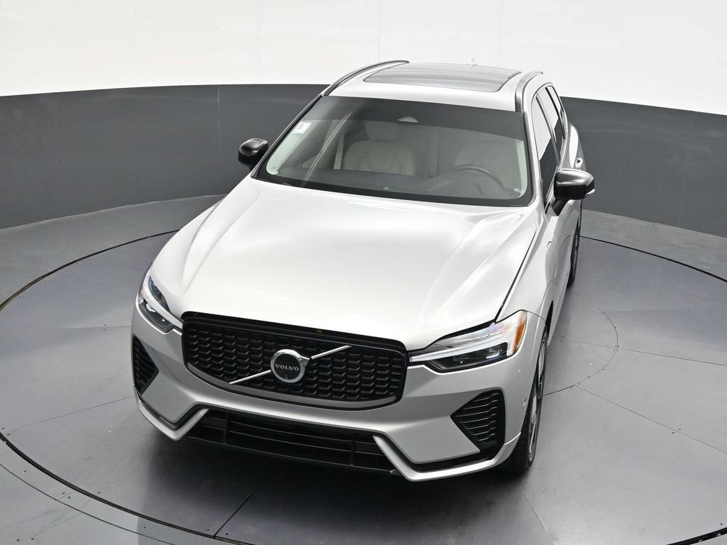 2025 Volvo XC60 Plug-In Hybrid Plus