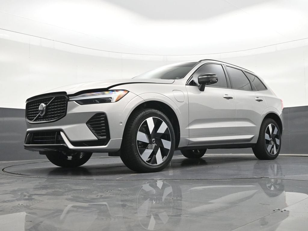 2025 Volvo XC60 Plug-In Hybrid Plus