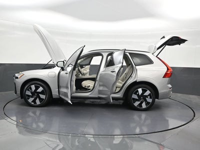 2025 Volvo XC60 Plug-In Hybrid Plus