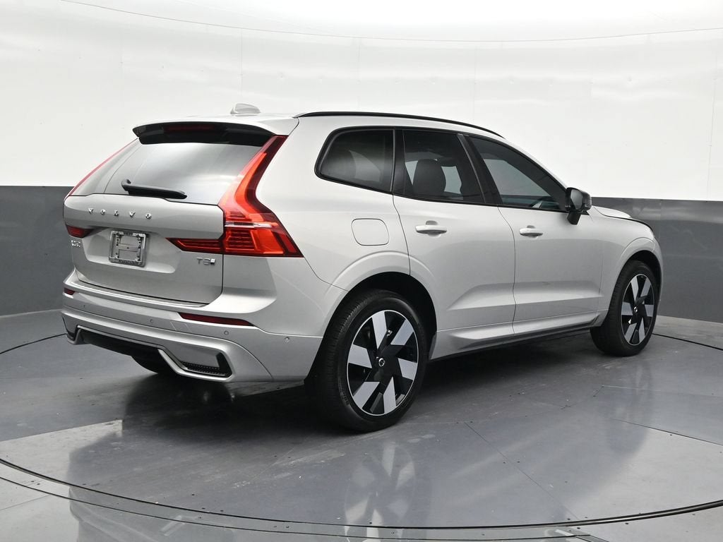 2025 Volvo XC60 Plug-In Hybrid Plus