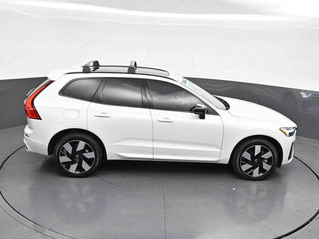 2025 Volvo XC60 Plug-In Hybrid Plus