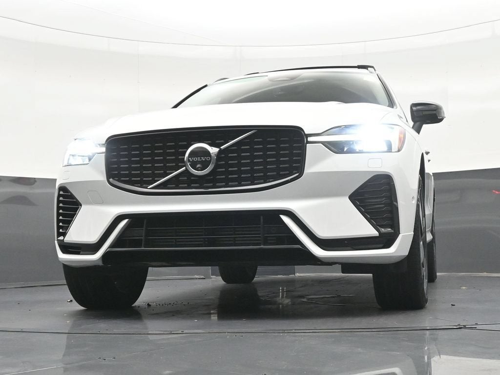 2025 Volvo XC60 Plug-In Hybrid Plus