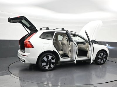 2025 Volvo XC60 Plug-In Hybrid Plus
