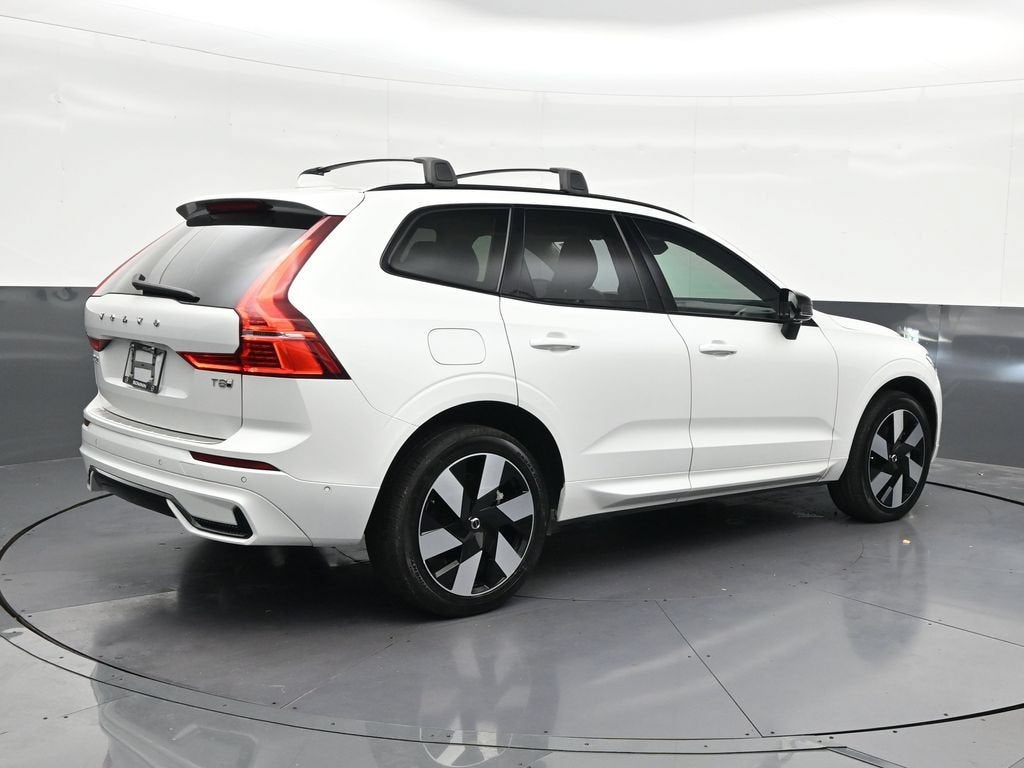 2025 Volvo XC60 Plug-In Hybrid Plus