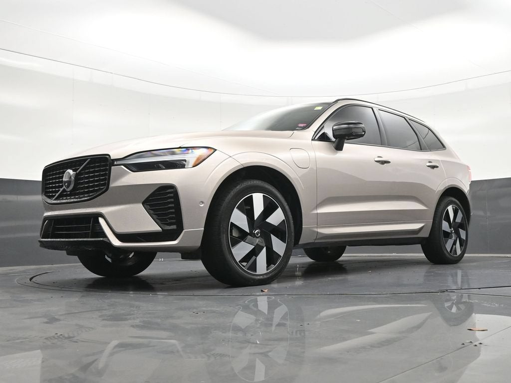 2025 Volvo XC60 Plug-In Hybrid Plus, T8 AWD Electric/Gasoline, Dark