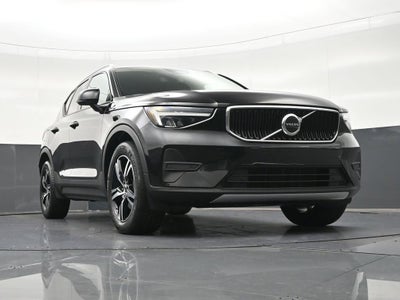2023 Volvo XC40 Core