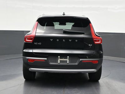 2023 Volvo XC40 Core