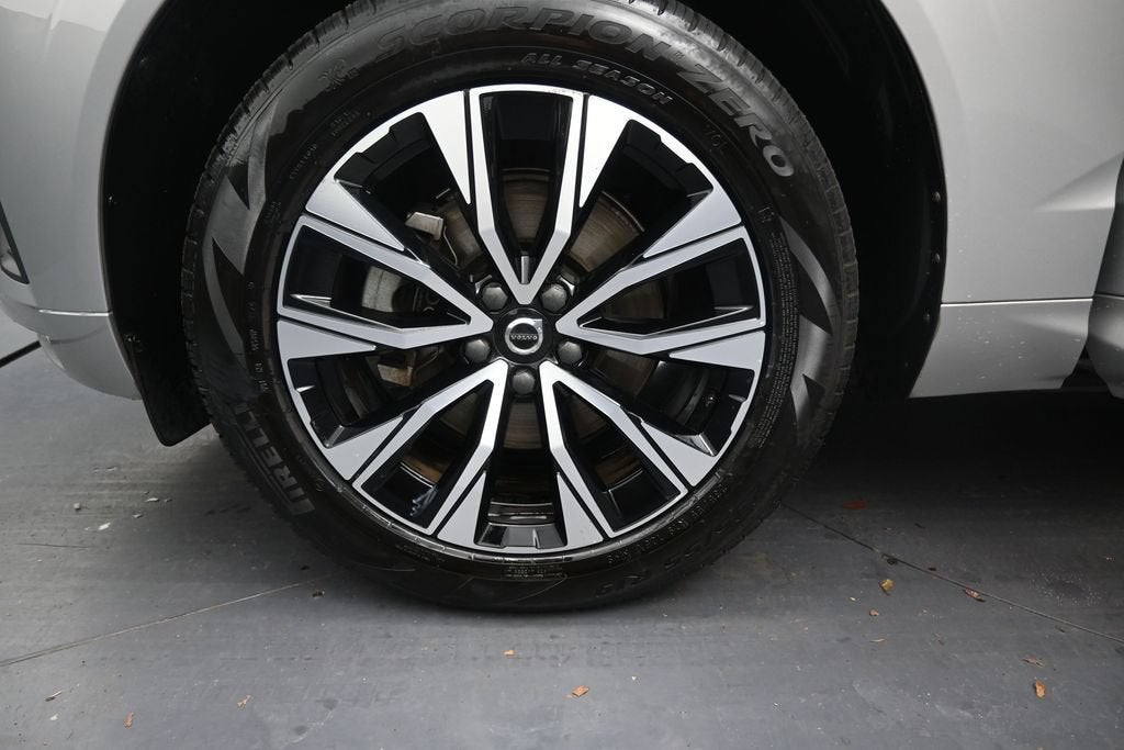2023 Volvo XC60 B5 Core