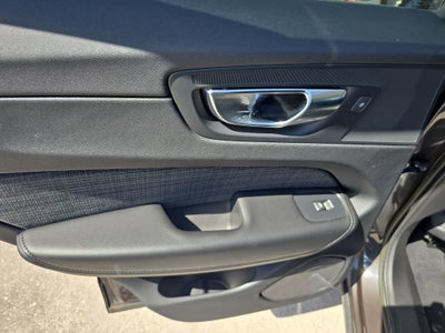 2023 Volvo XC60 Core